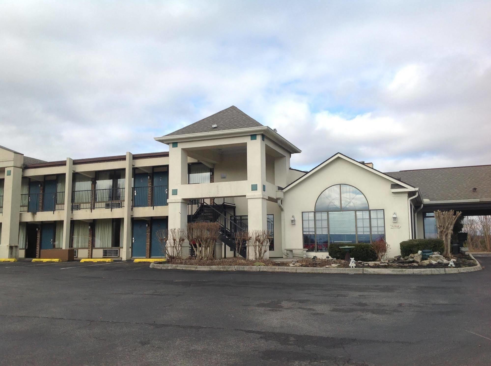 劳登酒店 Loudon 外观 照片